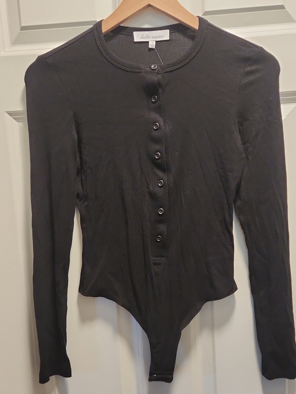 Womens Betro Simone Black Ribbed Button-Front Bodysuit. Brand New Size S